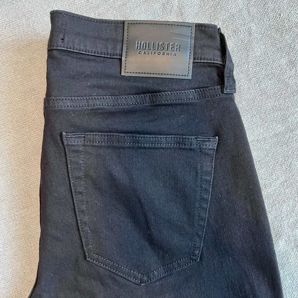 HOLLISTER Men's Straight Leg Jeans No Fade Technology in Black Size W30 L32